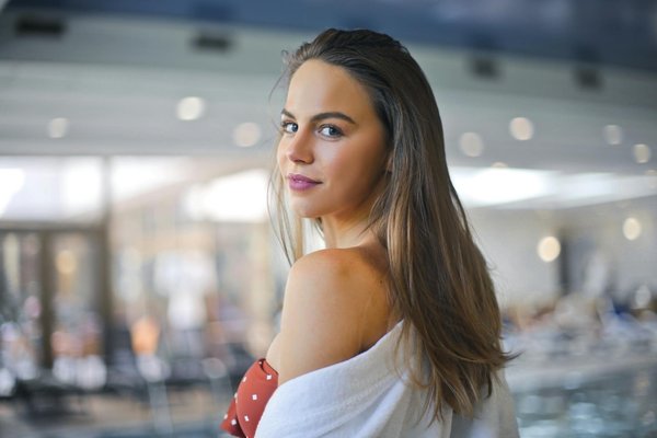 Guide pratique pour installer un système de nage à contre-courant dans une piscine aux formes irrégulières